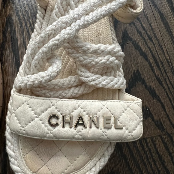 CHANEL interlocking CC logo Sandals size 39 EU beige - Picture 2 of 6